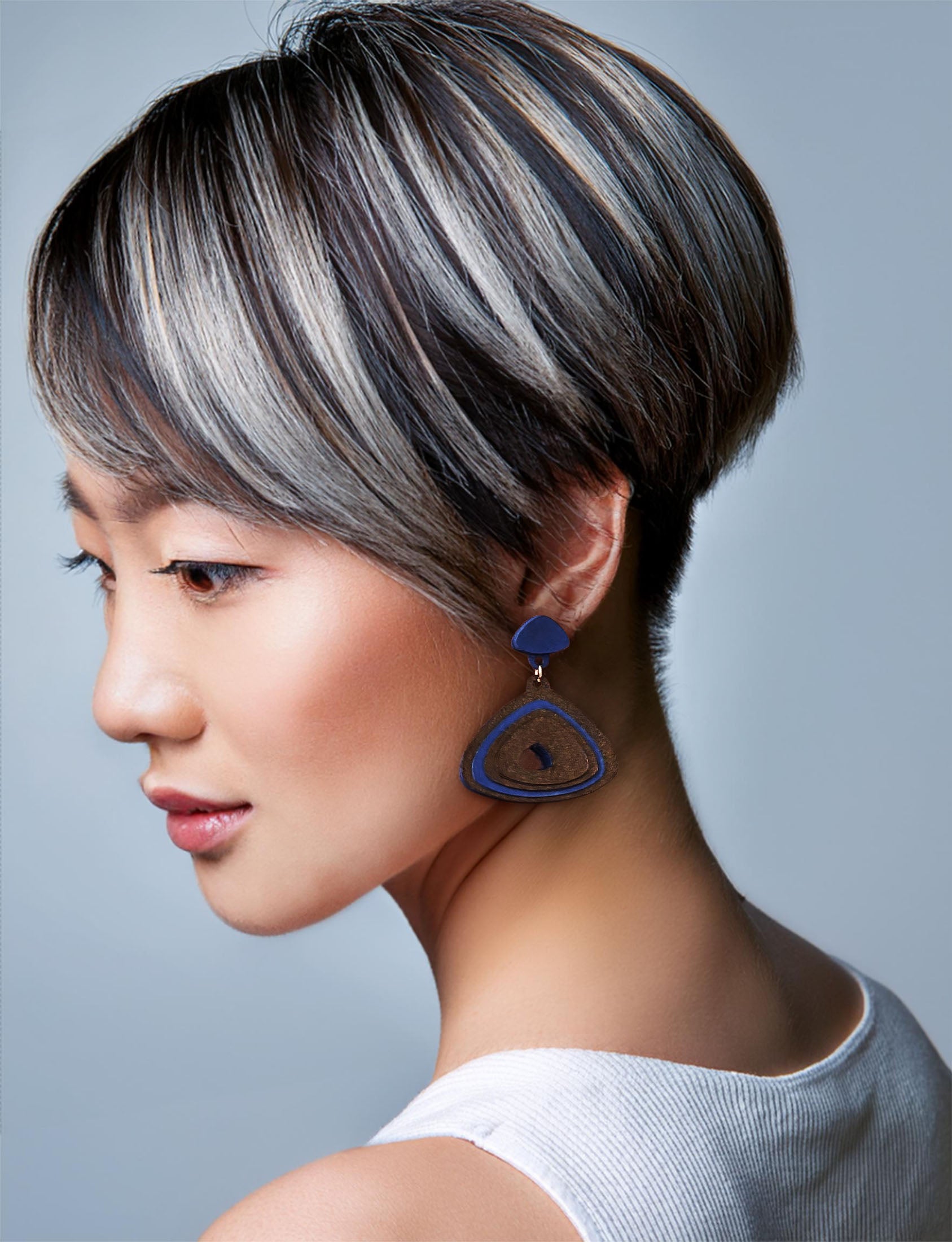 Triangolo, orecchini pendenti bronzo e blu - Verde Alfieri