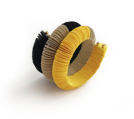 Bracciale a serpente di carta colorata