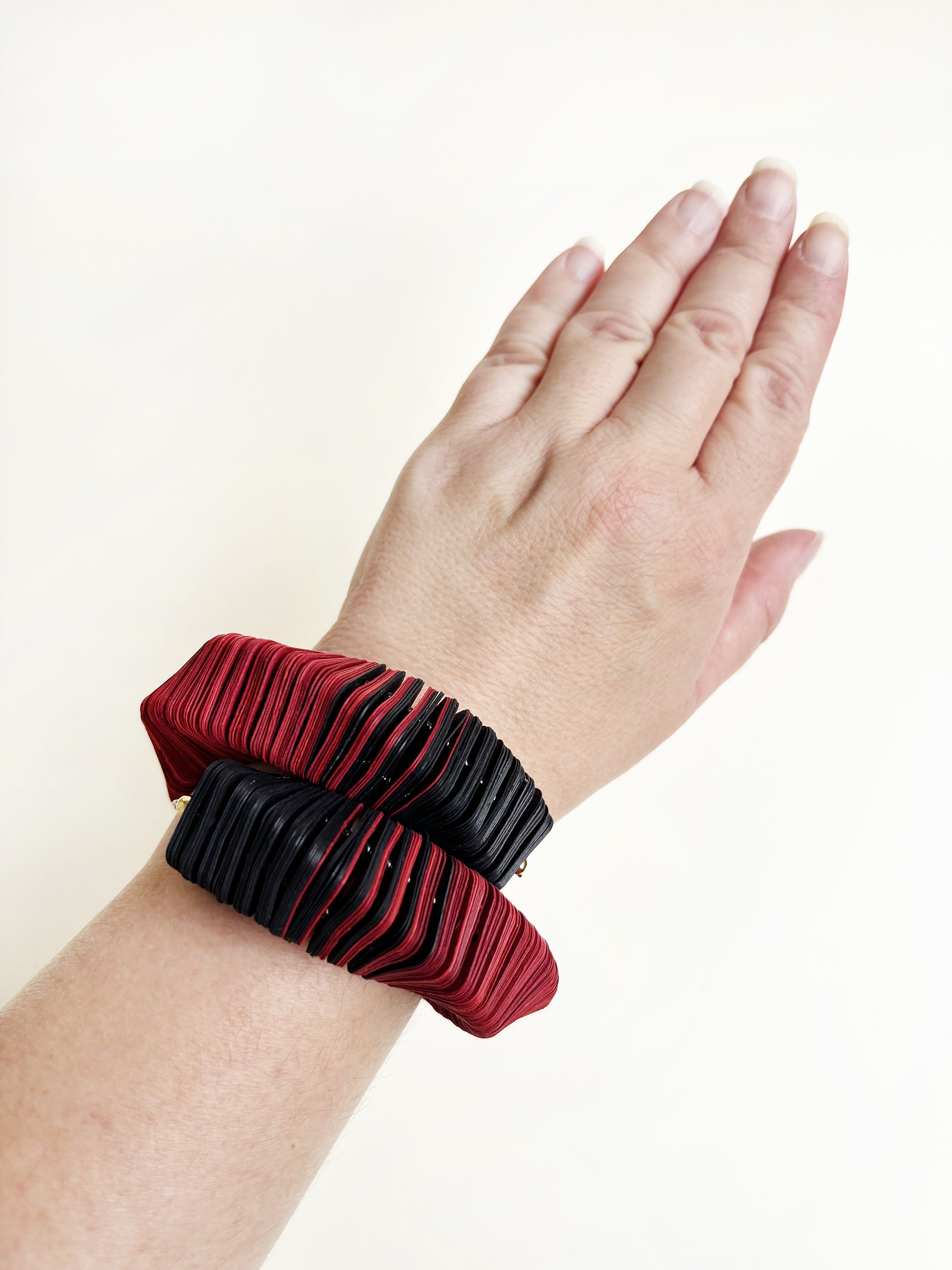 Dune, bracciale a spirale rosso e nero - Verde Alfieri